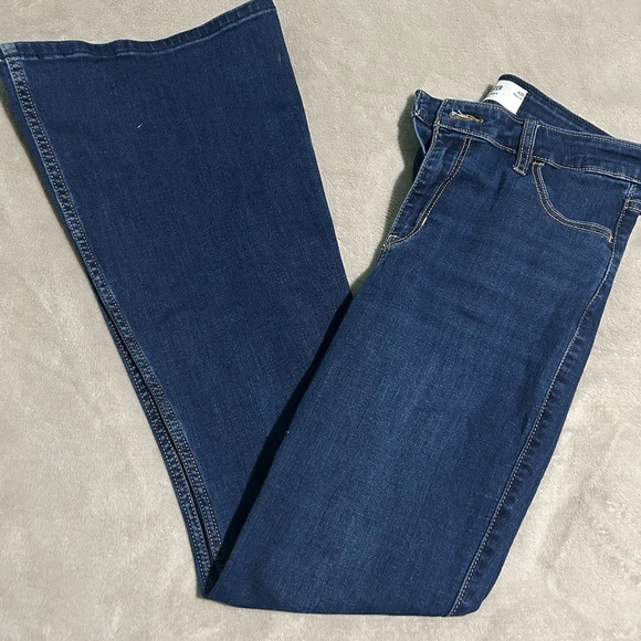 Hollister Dark Blue Flare Jeans - Picture 1 of 2